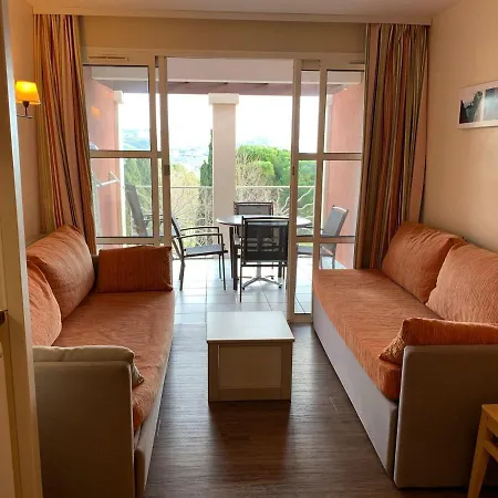 Cap Esterel 2 Pièces Avec Terrasse Et Parking - Fr-1-504-612