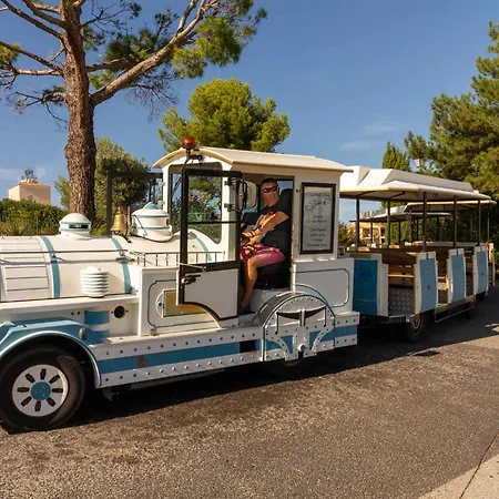 Cap Esterel 2 Pieces Avec Terrasse Et Parking - Fr-1-504-612 Διαμέρισμα Saint-Raphaël